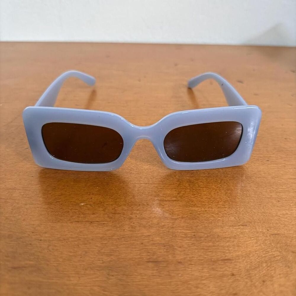 Y2K periwinkle blue rectangle sunglasses